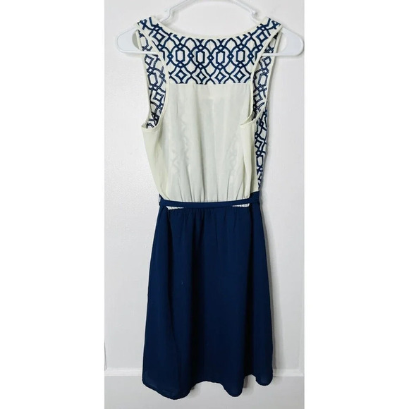 THML Anthropology Dress S Embroidered Geometric Design Blue Tie Waist Sleeveless - Picture 3 of 10